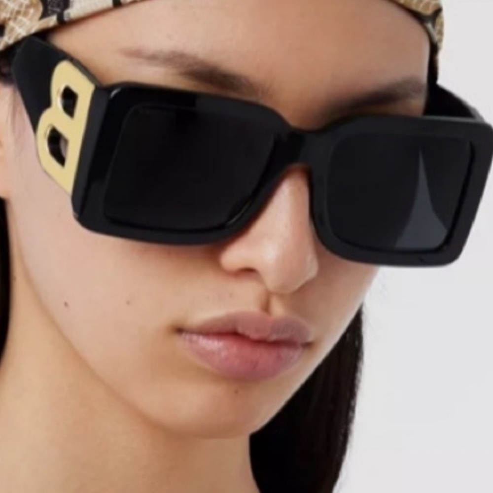 Burberry Black and Gold Square Sunglasses